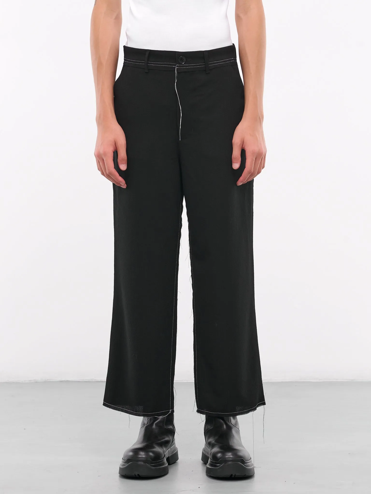 Contrast Stitch Wool Trousers (AIR04P101-BLACK)