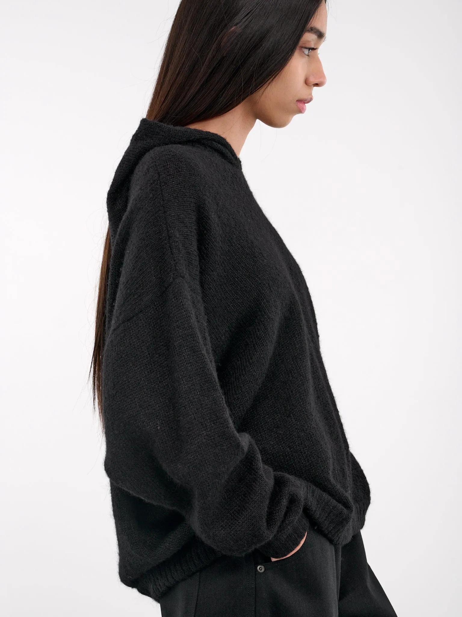 Hand-Knit Oversized Hoodie (09T10BK-BLACK)