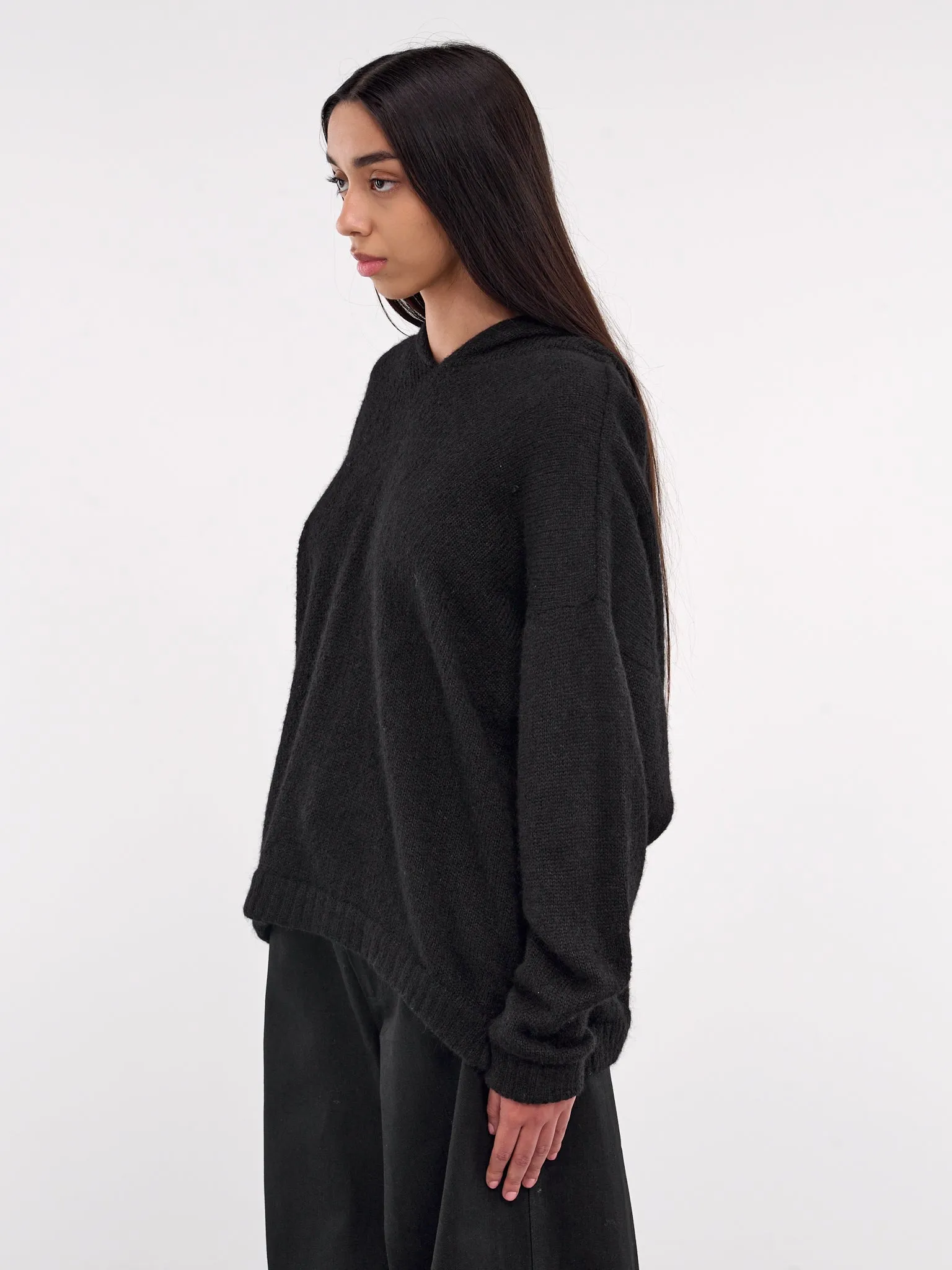 Hand-Knit Oversized Hoodie (09T10BK-BLACK)