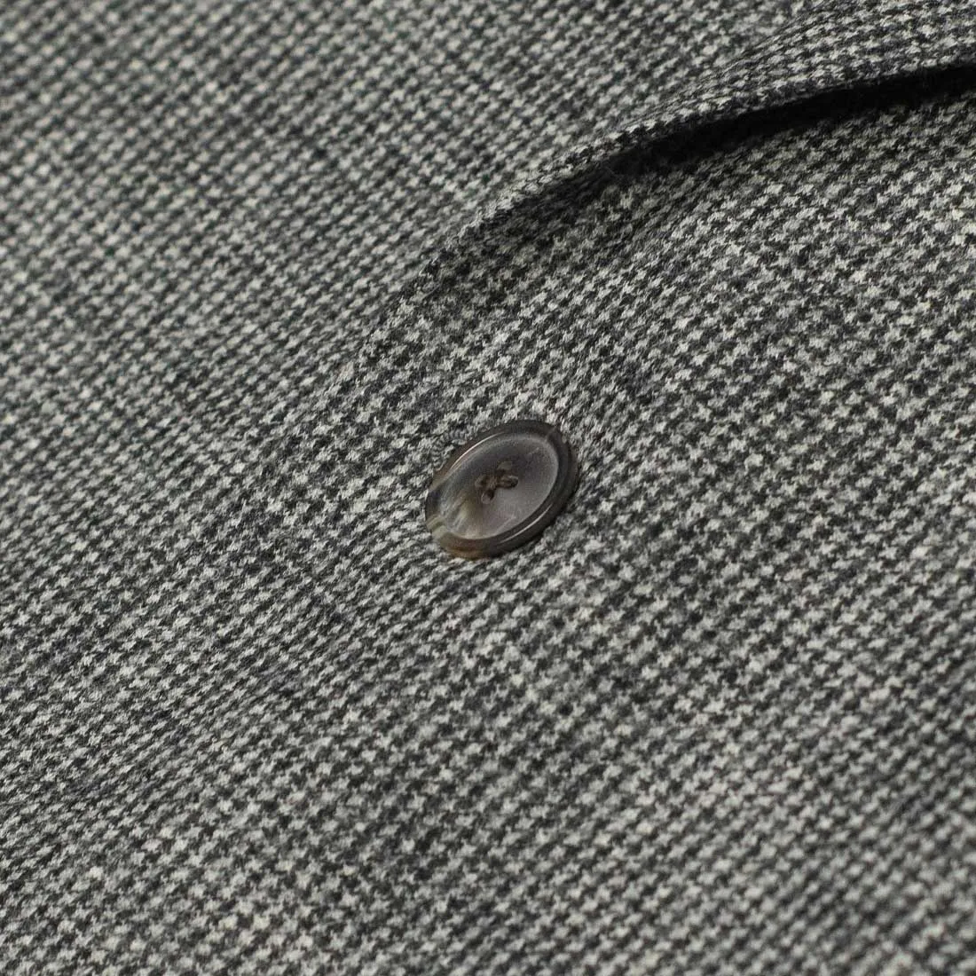 Patch pocket jacket in grey puppytooth wool flannel (separates)