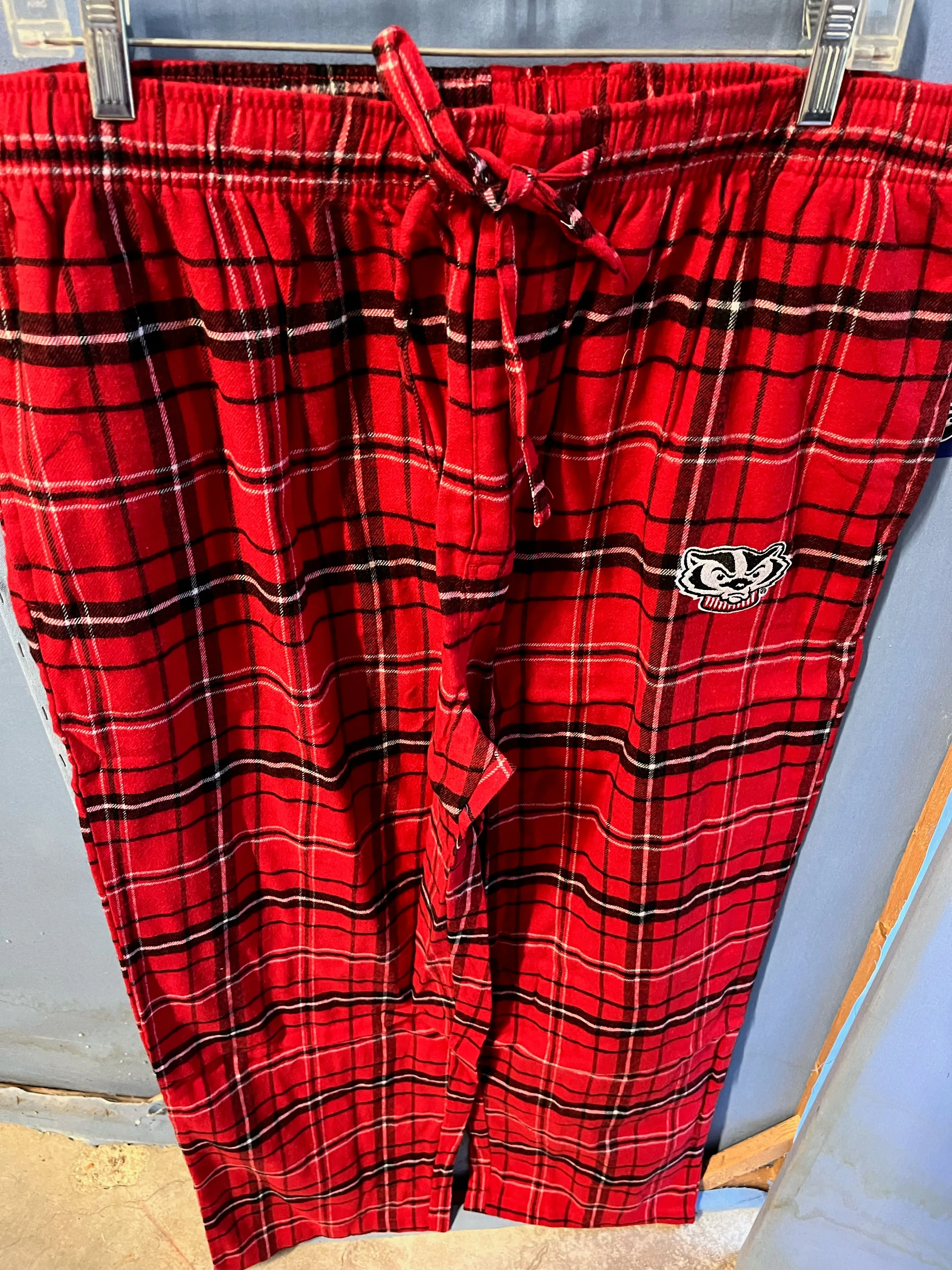 Wisconsin Badgers Adult "Badger Logo" Flannel Pajama Pants